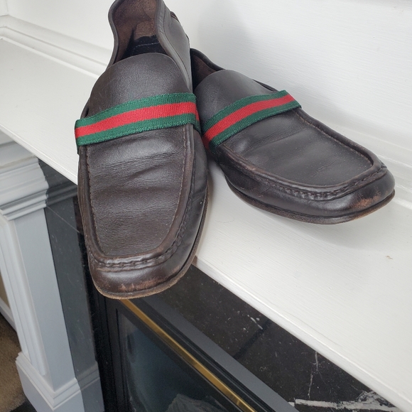 AUTHENTIC GUCCI LEATHER DRIVING LOAFERS - Picture 3 of 8